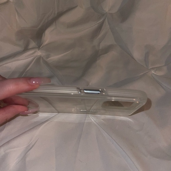 BRAND NEW Clear BodyGuardz Phone Case (for iPhone 12 Pro Max) - Picture 6 of 8